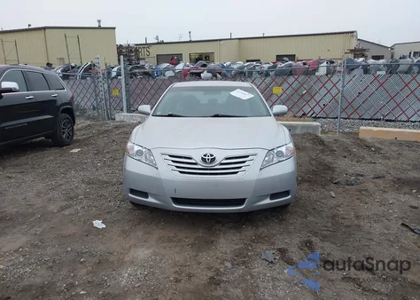 2007 Toyota Camry Le z USA, uszkodzony, nr VIN 4T1BE46K97U556493